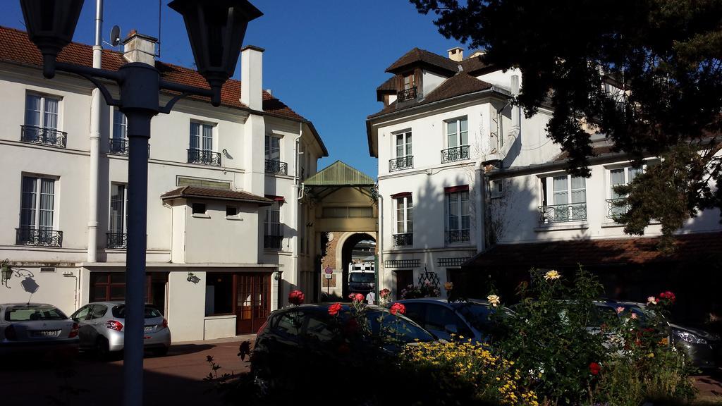 Hotel Du Cheval Rouge Versailles Bagian luar foto