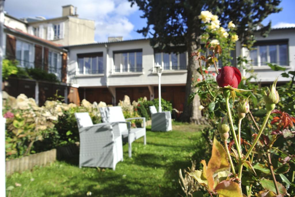 Hotel Du Cheval Rouge Versailles Bagian luar foto