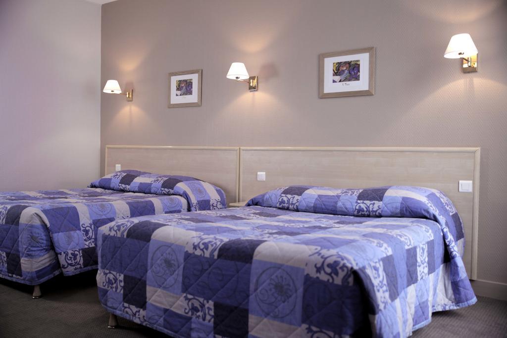 Hotel Du Cheval Rouge Versailles Bagian luar foto